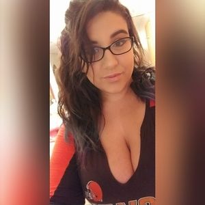 Meet your Posher, Cara